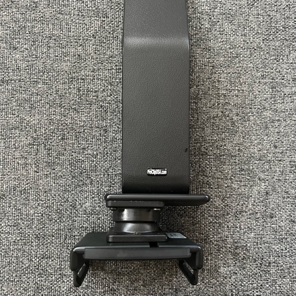 Jeep Center Dash Mount with iPhone Holder - Picture 6 of 6